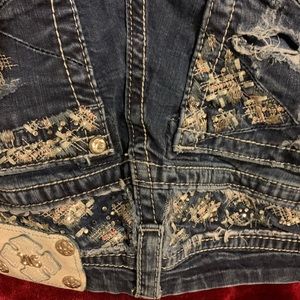 Miss me size 28/31 great condition wore one time and didn’t like the fit